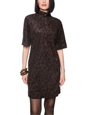  697 seal brown