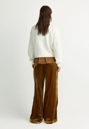 98578 0341 WINTER WHI